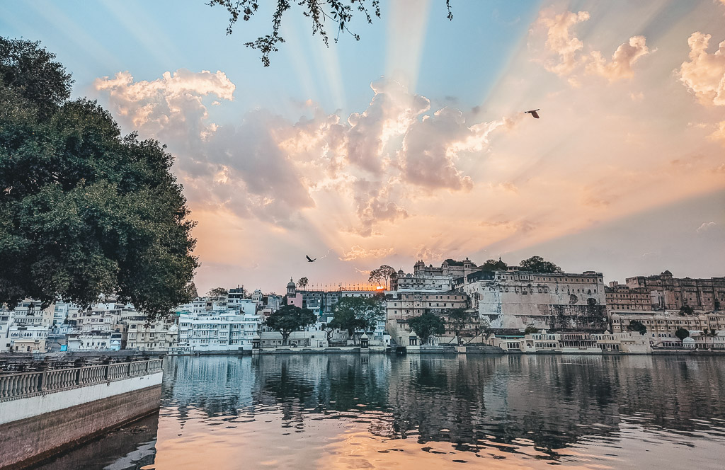 ambrai-ghat-udaipur-escapetolandscapes-